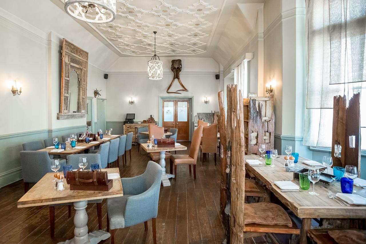 Elephant Hotel Pangbourne Zewnętrze zdjęcie