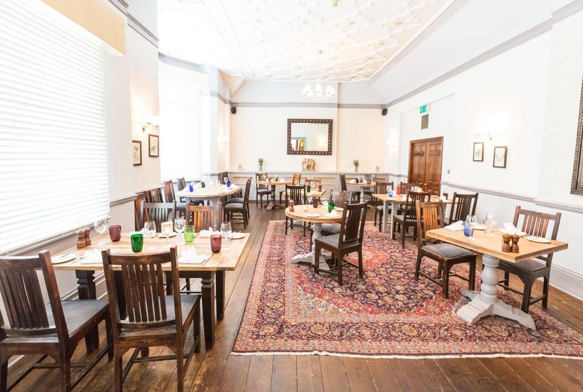 Elephant Hotel Pangbourne Zewnętrze zdjęcie